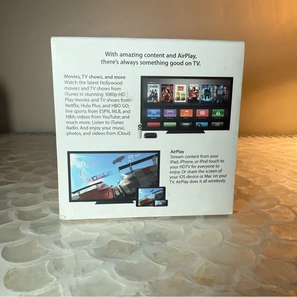 3rd Generation Apple TV - Picture 3 of 7